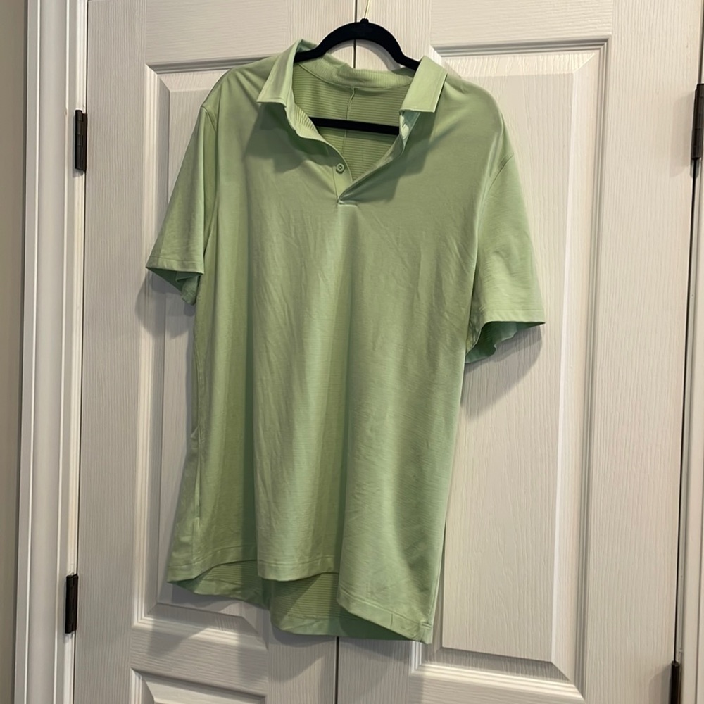 Gently used Lululemon Evolution Polo Size XL